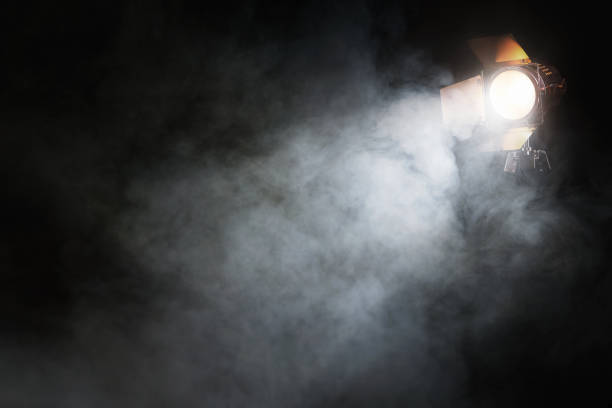 enfoque en la etapa - foco luz eléctrica fotografías e imágenes de stock