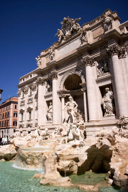 istock The Trevi Fountain 821232212