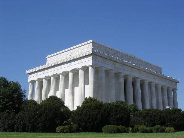 istock Washington Lincoln National Memorial 2004 821306082