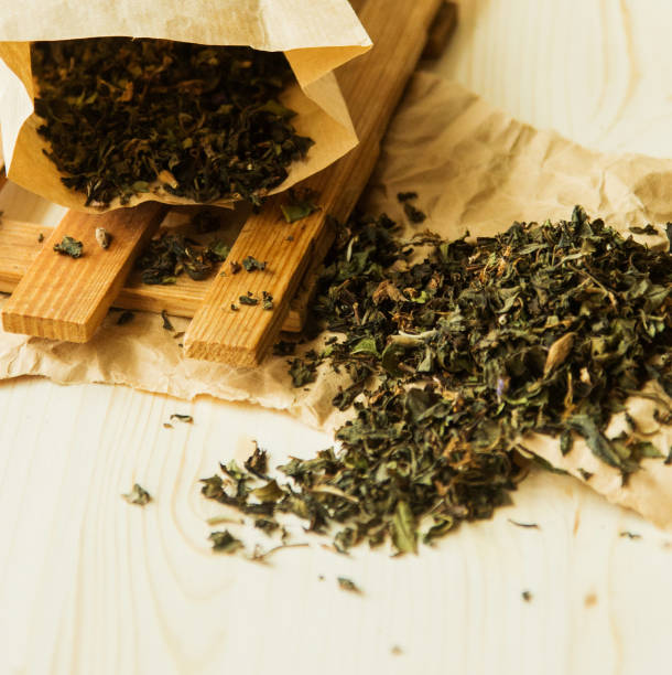 istock flower loose tea in paper kraftova package 821343412