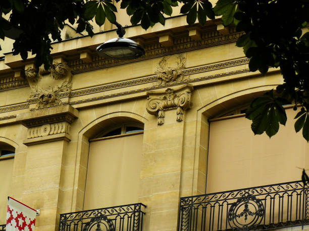 istock Photo shooting in Paris 821380104