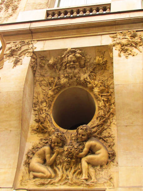istock Photo shooting in Paris 821386058