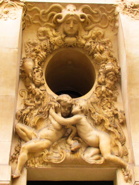 istock Photo shooting in Paris 821386066
