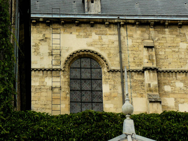 istock Photo shooting in Paris 821389056
