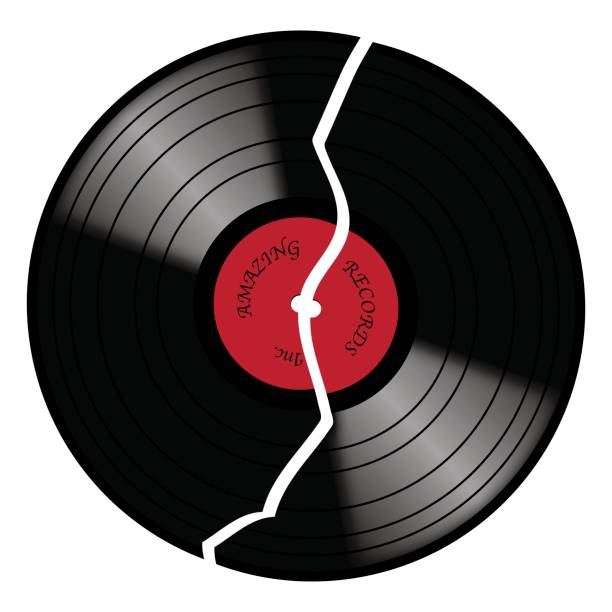 ilustrações de stock, clip art, desenhos animados e ícones de vinyl 33rpm broken record with red label - 33 rpm
