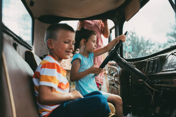 istock Kids playing in a truck 821494552