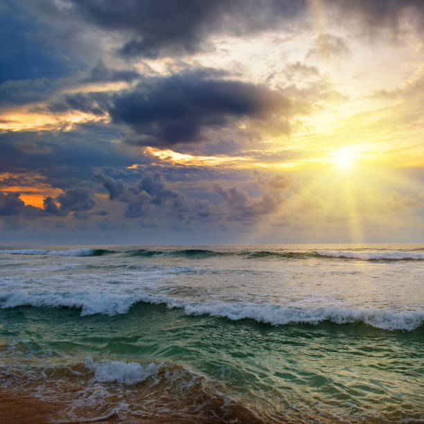 istock Evening sunset over the tropical ocean. 821517466