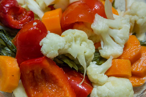close up of pickles - sauerkraut cabbage paprika salad imagens e fotografias de stock