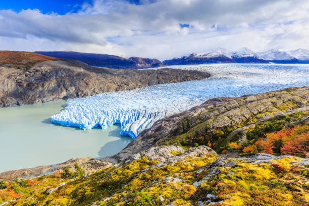 istock Torres Del Paine, Chile. 821594032