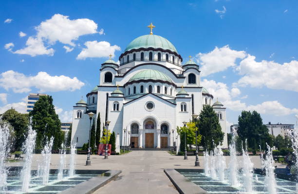 церковь сэйнт савы в белграде, сербия - belgrade serbia стоковые фото и изображения