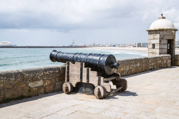 istock Old cannon on the Portuguese Fortress 821676070