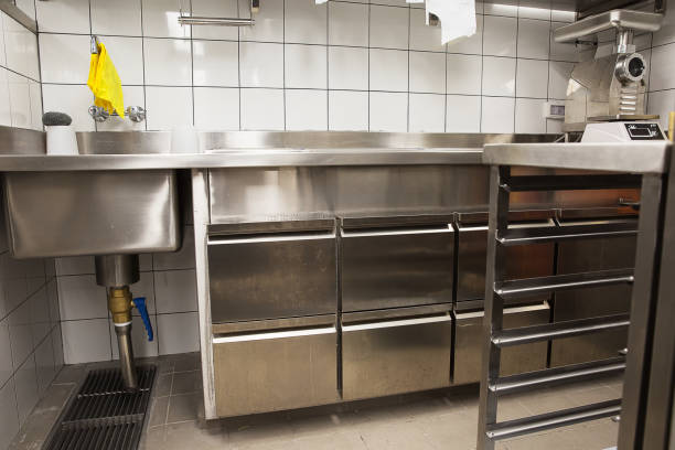 istock Professional kitchen, view counter in steel 821734620
