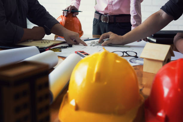 istock Team of engineers working together. 821764822