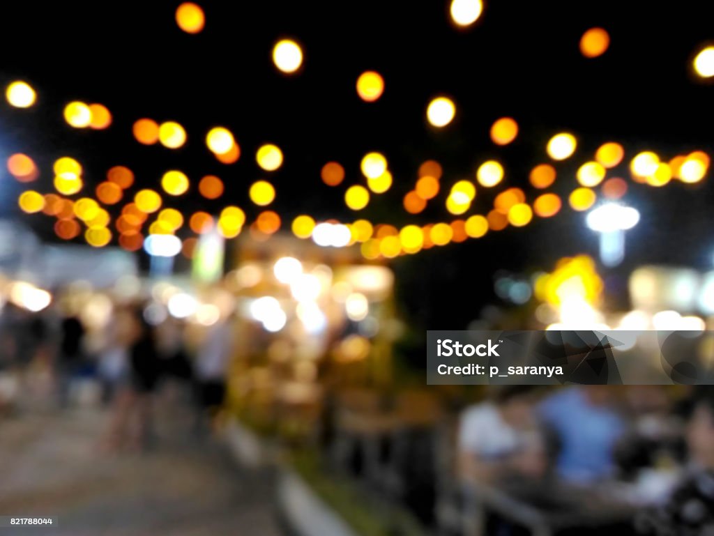 Clients floues au restaurant - Photo de Happy Hour libre de droits