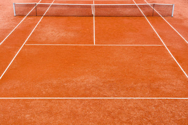istock Empty clay tennis court 821833384