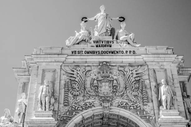 istock Augusta street arch in Lisbon called Arco da Rua Augusta 821853914