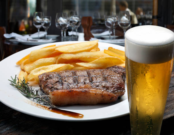 Steak with fries