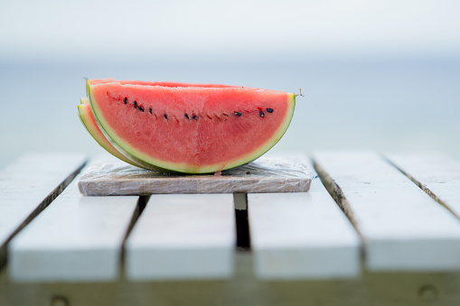 Watermelons, women who enjoy splitting