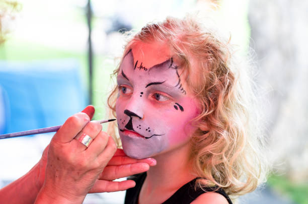 istock tiger face painting 821980004