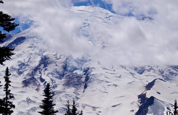 istock Emmons Glacier Mystic 822149998