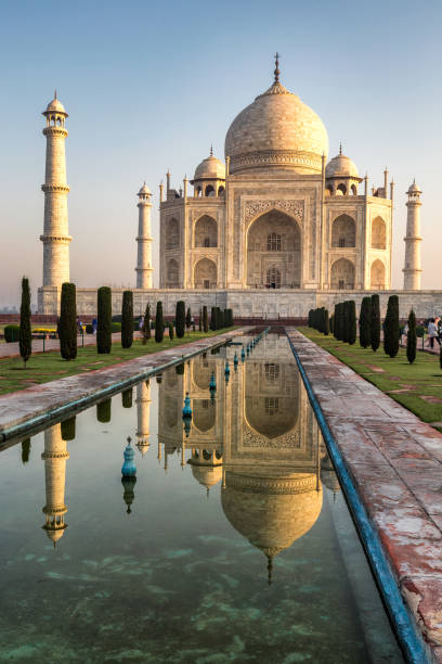 istock Amazing Taj Mahal 822173106