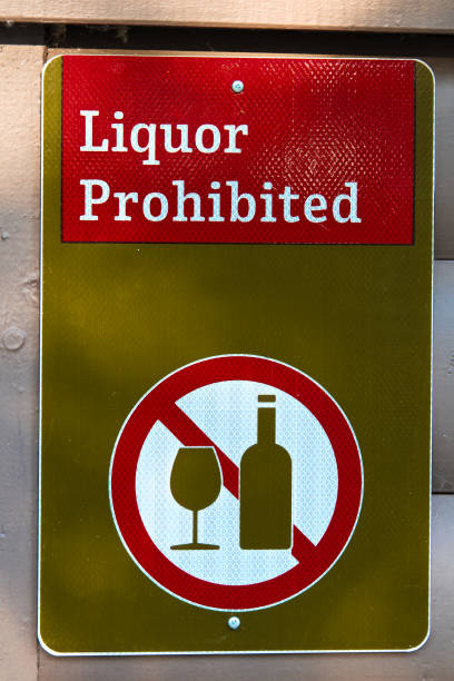 istock A green liquor prohibited sign 822218714