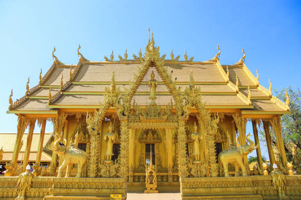 istock The Golden Temple 822506922
