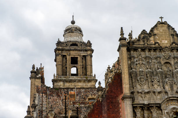 istock Architecture of Mexico City 822510136