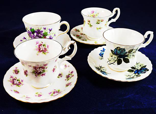 istock Beautiful Vintage teacups as art 822556856