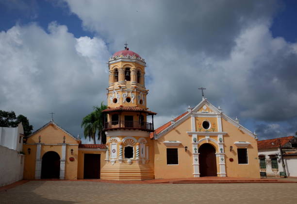 istock Santa Barabara Chruch, Mompox 822636056