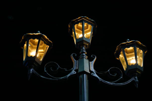 istock Vintage Street Lamp 822658174