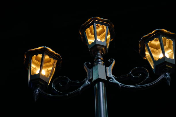 istock Vintage Street Lamp 822658288