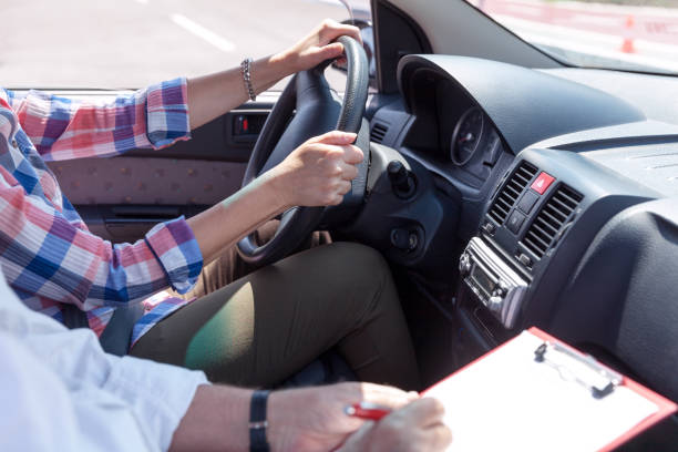 Learnuing Driver 17,500+ Learner Driving Stock Photos, Pictures & Royalty-Free Images ...