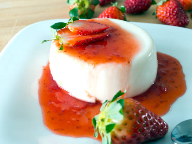 istock Panna cotta on a plate and wood 822713030