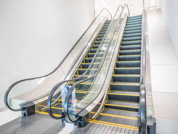transport-fotos - contemporary staircase design escalator stock-fotos und bilder