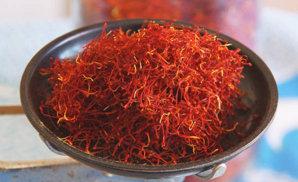 istock a few gram of saffron 822794260