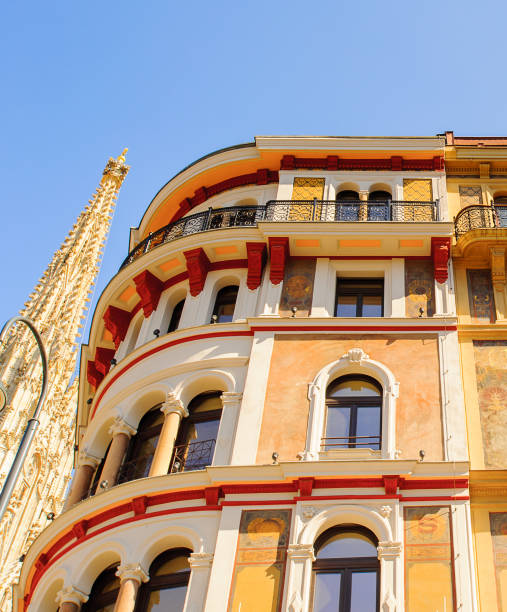 istock Buinding at Stephansplatz (Stephen's Square), a square at the geographical centre of Vienna, Austria. 822904952