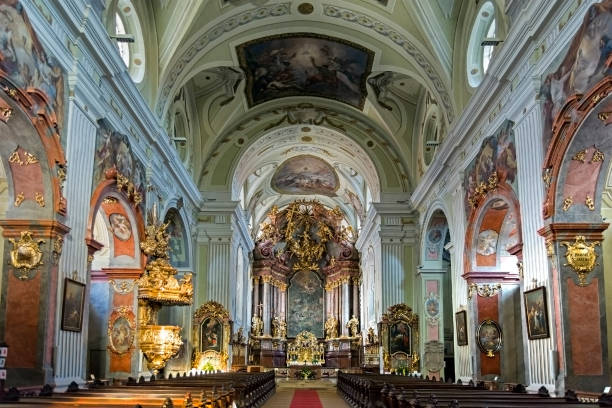 istock Interior of baroque church 822909218