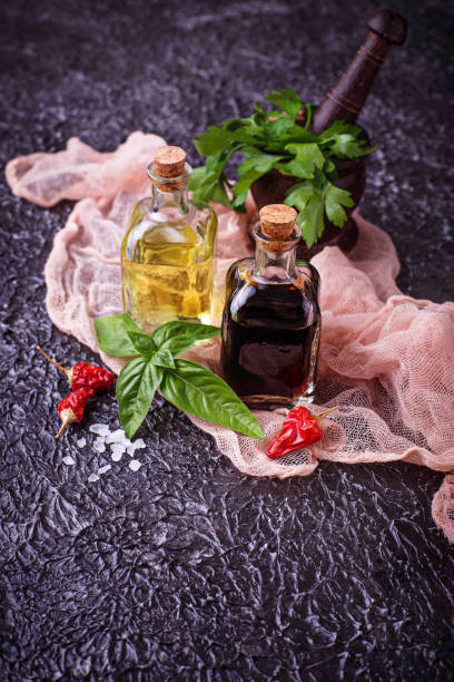 istock Olive oil and vinegar 822953652