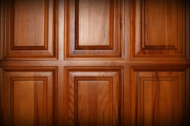 istock Wooden door 822972952