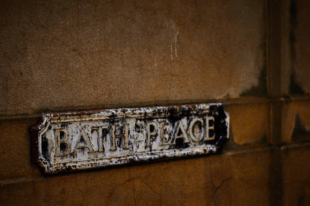 istock Bath place road sign Oxford 823075598