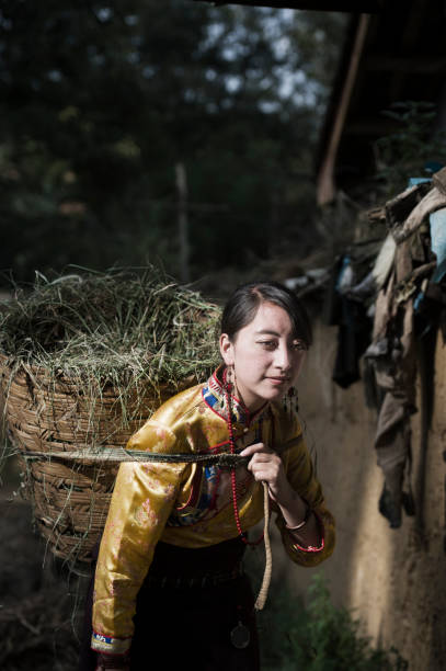 istock Tibetan women 823146782