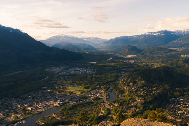 istock City and mountains from top 823181012