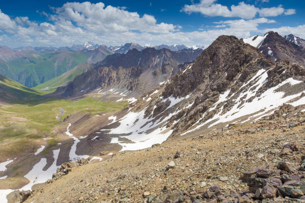 istock Altyn Arashan landscape. 823200474