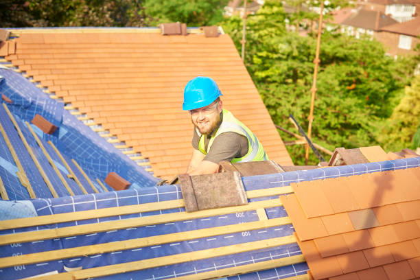 istock smiling roofer on the job 823331598