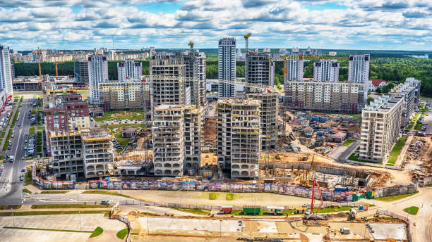istock Minsk, Belarus: construction of multi-stored houses 823366010