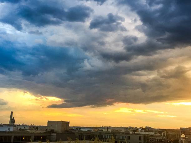 istock sunset and clouds over the washington monument 823366350