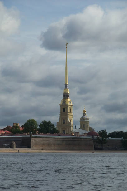 istock saint petersburg 823524128