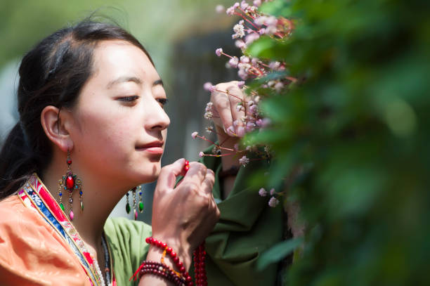 istock A Tibetan women 823535698