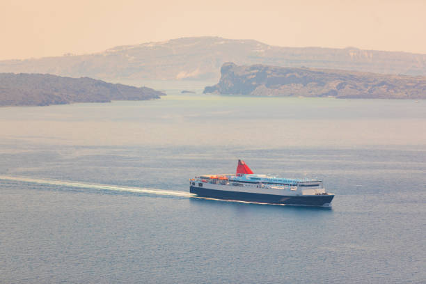 istock Ferry boat Santorini - Oia 823570128